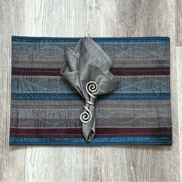 Pier 1 Other - 6 Elegant Gray and Blue Placemat and napkin set.